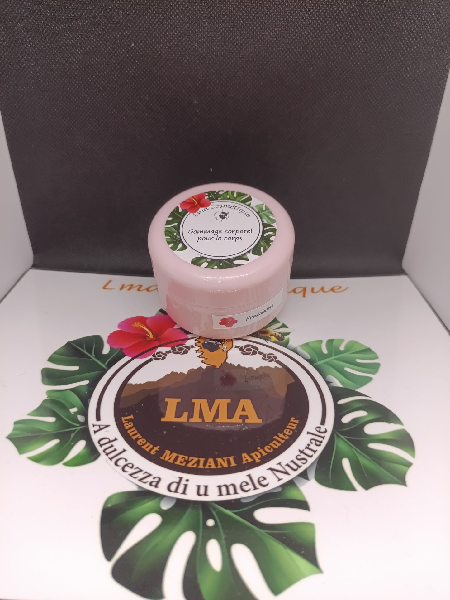 Gommage corps corporel exfoliant et hydratant Framboise