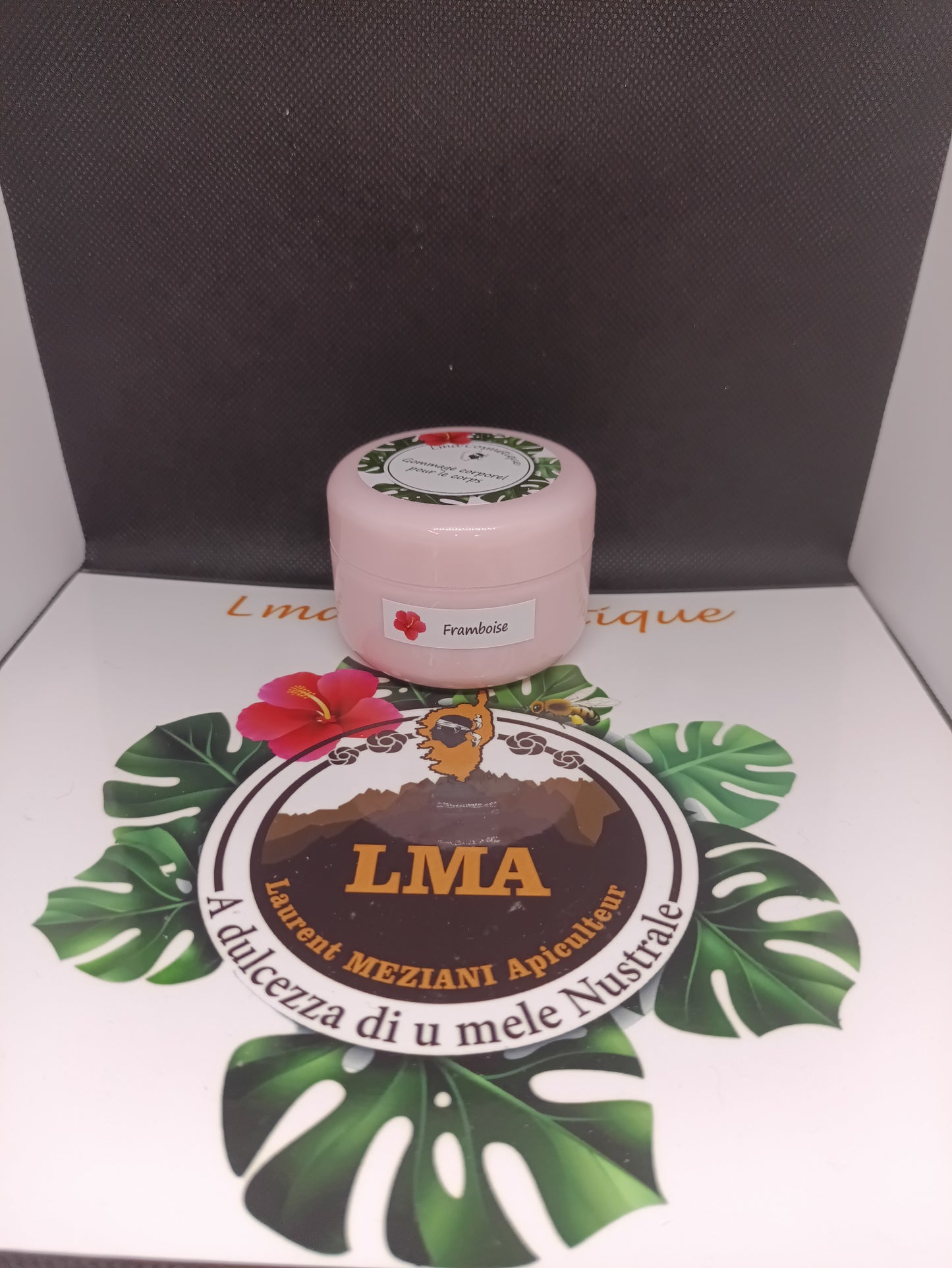 Gommage corps corporel exfoliant et hydratant Framboise